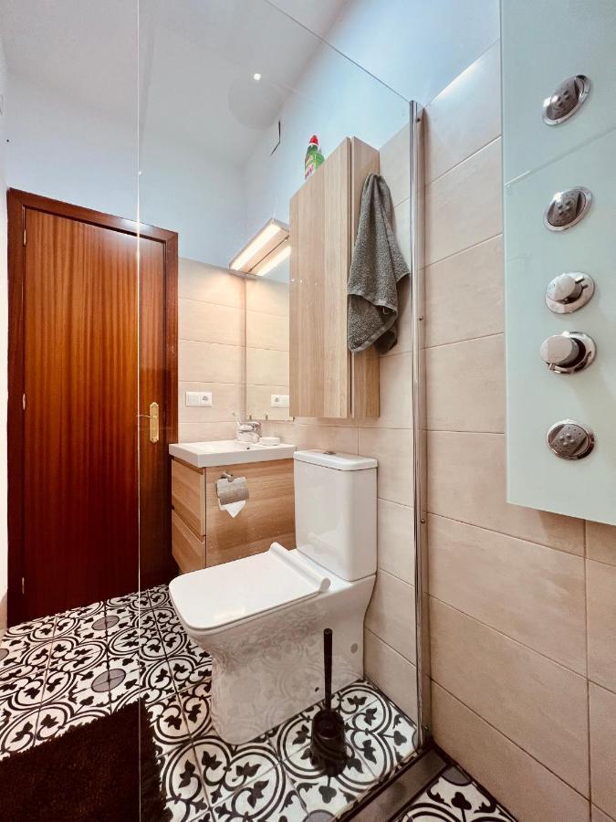 Town House With Patio In Quiet Residential Area 10 Min From Beach ตอร์เรโมลิโนส ภายนอก รูปภาพ